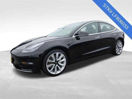 2020 Tesla Model 3 Standard Range Plus