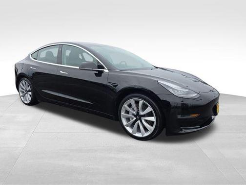 2020 Tesla Model 3 Standard Range Plus