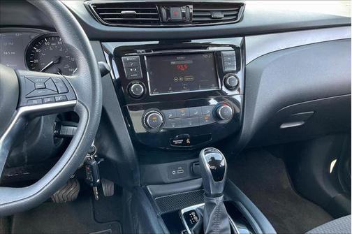2022 Nissan Rogue Sport S