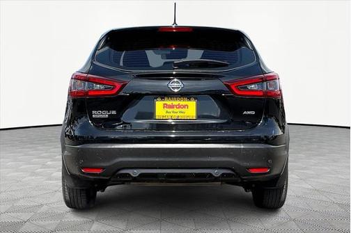 2022 Nissan Rogue Sport S