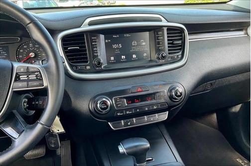 2019 Kia Sorento S