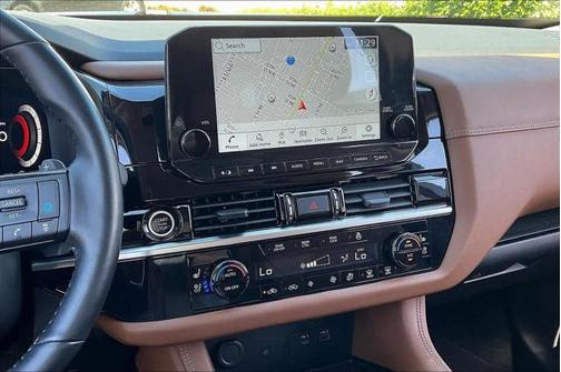 2023 Nissan Pathfinder Platinum 4WD