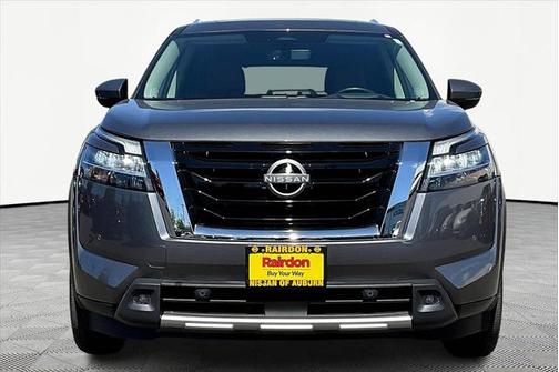 2023 Nissan Pathfinder Platinum 4WD