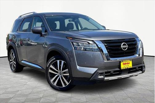 2023 Nissan Pathfinder Platinum 4WD