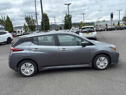 2024 Nissan Leaf S