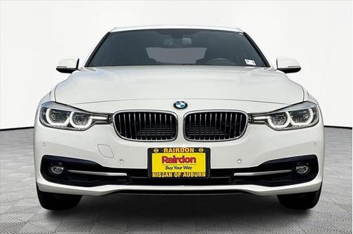 2018 BMW 330e iPerformance
