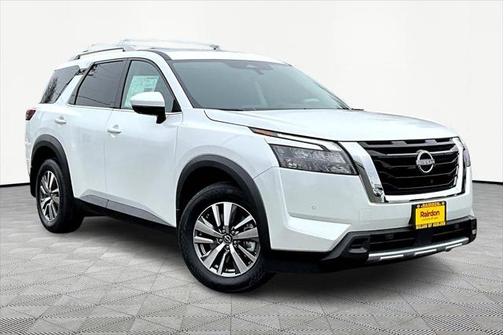 2025 Nissan Pathfinder SL 4WD