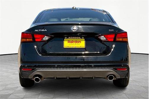 2021 Nissan Altima SR FWD