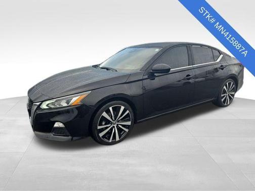 2021 Nissan Altima SR FWD