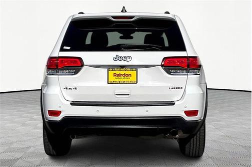 2020 Jeep Grand Cherokee Laredo