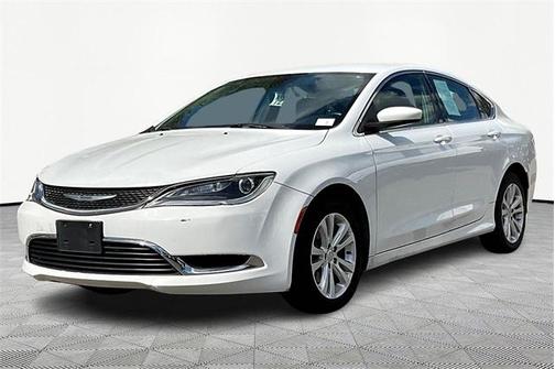 2017 Chrysler 200 Limited