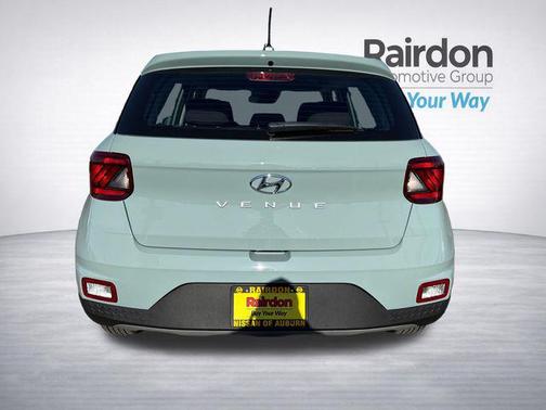 Mirage Green 2025 Hyundai VENUE SE