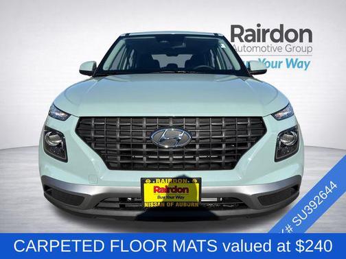 Mirage Green 2025 Hyundai VENUE SE