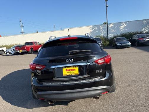 2011 INFINITI FX35 Base