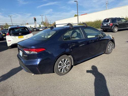 2022 Toyota Corolla Hybrid LE