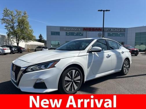 2022 Nissan Altima 2.5 SV