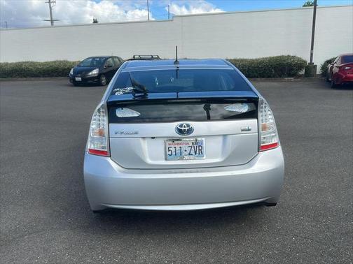 2010 Toyota Prius III