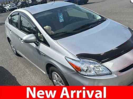2010 Toyota Prius III