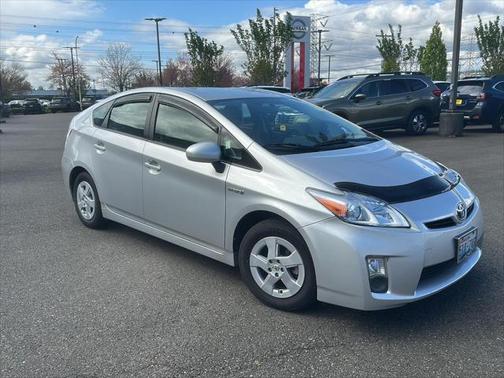 2010 Toyota Prius III
