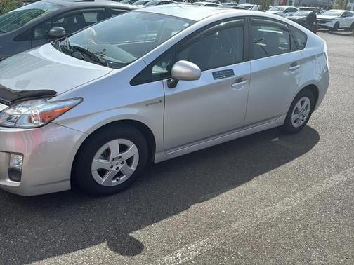 2010 Toyota Prius III