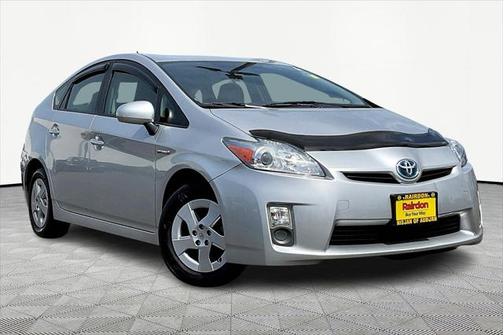 2010 Toyota Prius III
