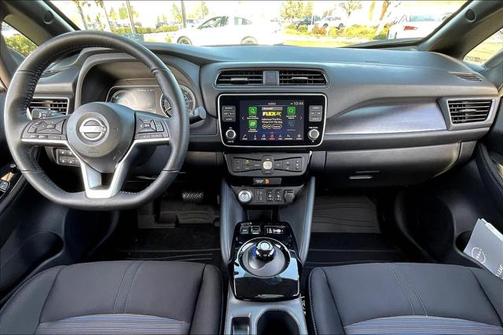 2025 Nissan Leaf SV PLUS