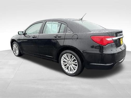 2013 Chrysler 200 LX