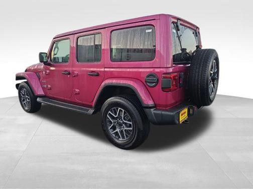 2024 Jeep Wrangler 4-Door Sahara 4x4