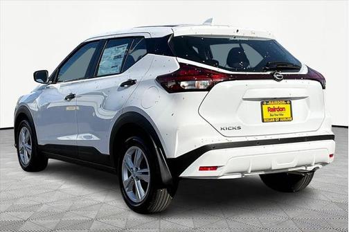 2025 Nissan Kicks S