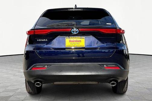 2023 Toyota Venza LE