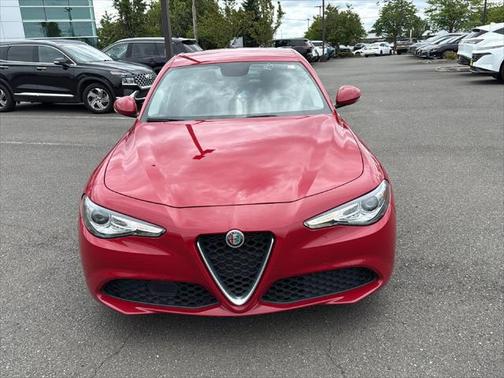2018 Alfa Romeo Giulia Base
