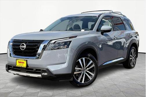 2025 Nissan Pathfinder Platinum 4WD