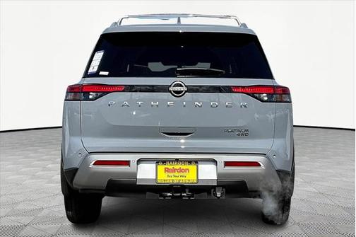 2025 Nissan Pathfinder Platinum 4WD