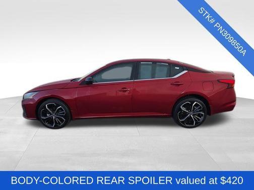 2023 Nissan Altima SR Intelligent AWD