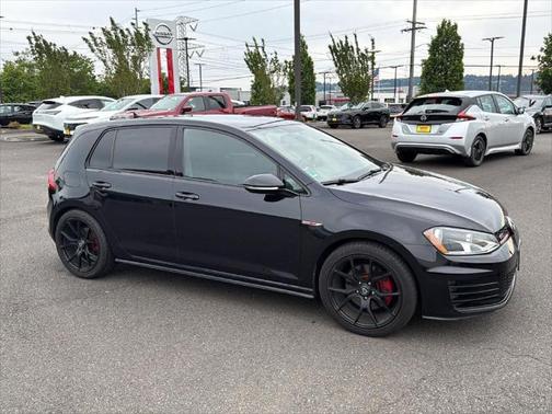 2016 Volkswagen Golf GTI 2.0T S 4-Door
