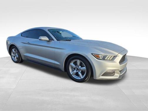 2015 Ford Mustang V6