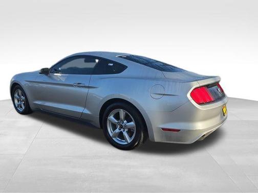 2015 Ford Mustang V6