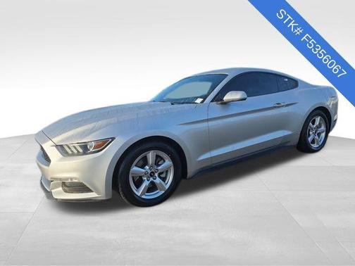 2015 Ford Mustang V6