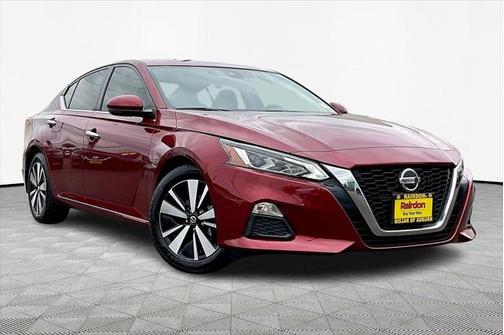 2022 Nissan Altima 2.5 SV