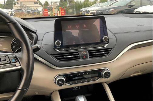 2020 Nissan Altima 2.5 SV