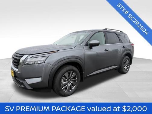 2025 Nissan Pathfinder SV 4WD