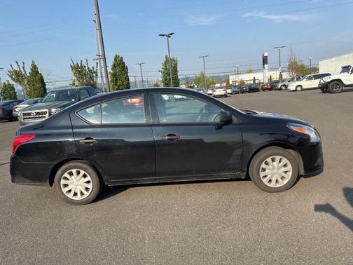2015 Nissan Versa 1.6 S
