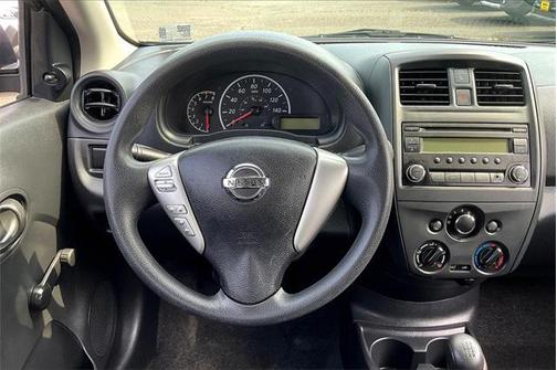 2015 Nissan Versa 1.6 S