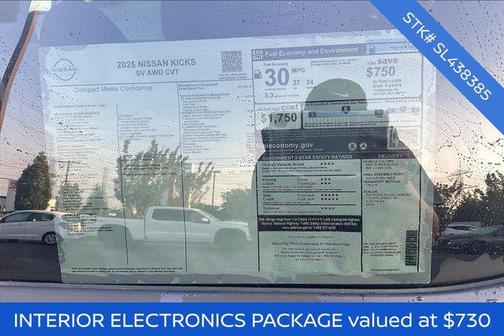 2025 Nissan Kicks SV