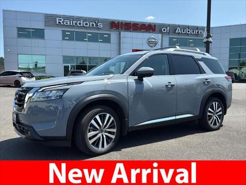 2022 Nissan Pathfinder Platinum 4WD