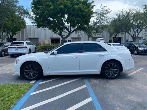 2014 Chrysler 300 S