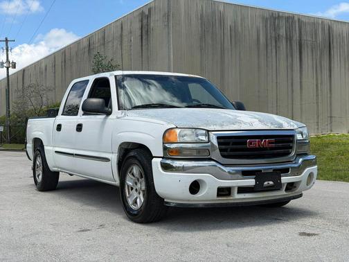 2005 GMC Sierra 1500 SLE Crew Cab