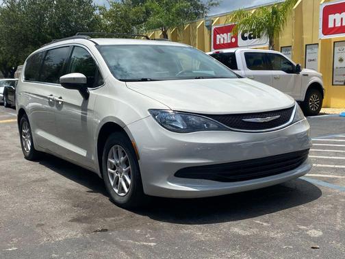 2017 Chrysler Pacifica Touring