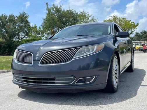 Blue 2013 Lincoln MKS Base