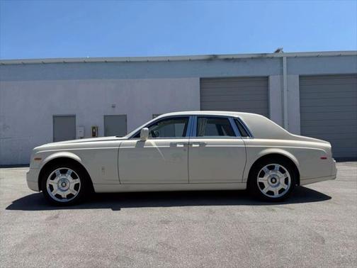 2011 Rolls-Royce Phantom VI Base
